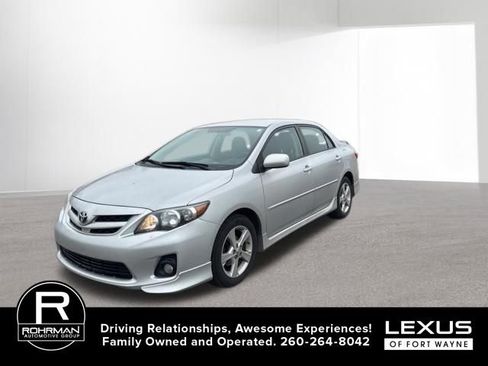Used 2013 Toyota Corolla S image 1