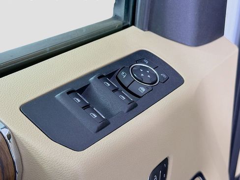 Used 2018 Ford F150 Lariat image 21