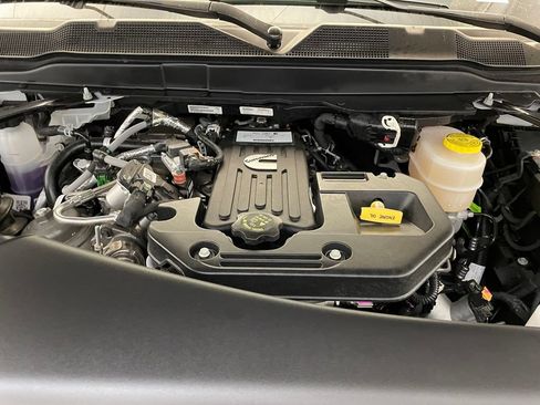 New 2026 RAM 2500 Tradesman AWD/4WD image 16