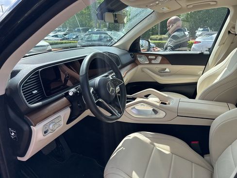Used 2024 Mercedes-Benz GLE 350 4MATIC image 5