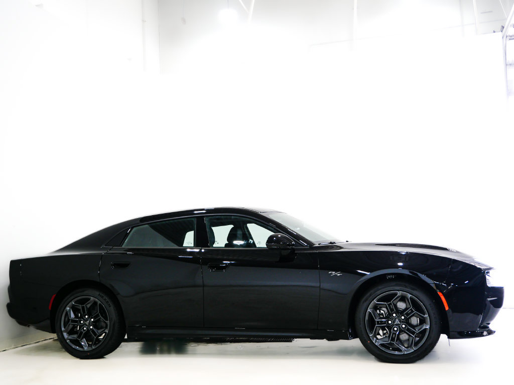 New 2026 Dodge Charger R/T w/ Driver Convenience Group AWD/4WD image 4