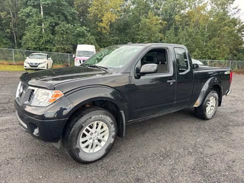 Used 2017 Nissan Frontier SV w/ SV Value Truck Package AWD/4WD image 25