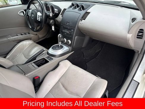 Used 2006 Nissan 350Z Touring RWD image 13
