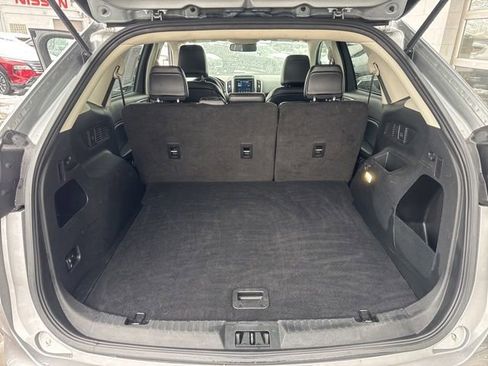 Used 2024 Ford Edge SEL image 20