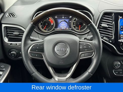 Used 2019 Jeep Cherokee Overland image 29