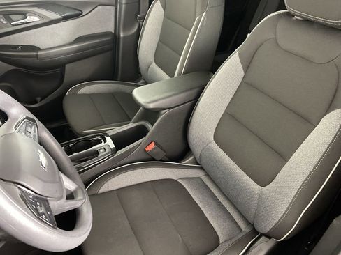 Used 2023 Chevrolet TrailBlazer LT w/ Convenience Package image 22