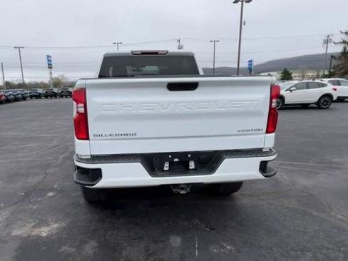 Used 2022 Chevrolet Silverado 1500 Custom AWD/4WD image 7