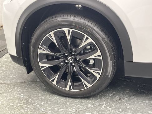 Certified 2025 MAZDA CX-90 Plug-In Hybrid w/ Premium Plus image 36