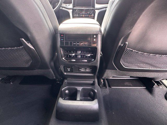 Used 2023 Jeep Grand Cherokee L Altitude AWD/4WD image 35