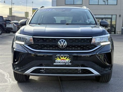 Used 2024 Volkswagen Taos S AWD/4WD image 2