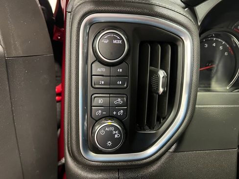 Used 2020 Chevrolet Silverado 1500 LT Trail Boss image 15