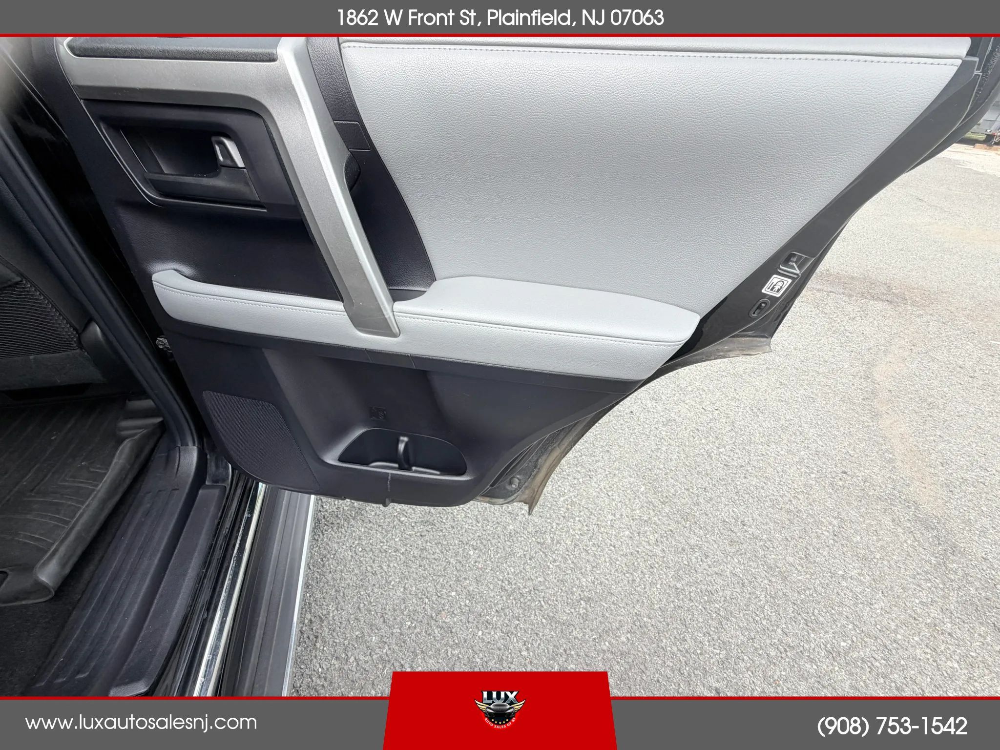 Used 2013 Toyota 4Runner SR5 w/ Convenience Pkg AWD/4WD image 43