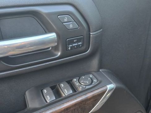 Used 2023 GMC Sierra 3500 Denali w/ Denali Black Diamond Edition image 24
