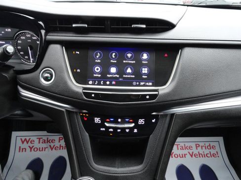 Used 2022 Cadillac XT5 Luxury AWD/4WD image 15