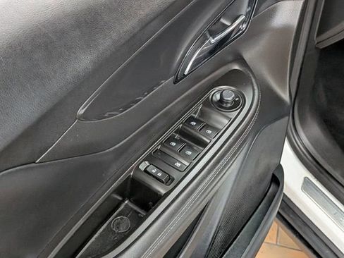 Used 2020 Buick Encore Preferred image 14