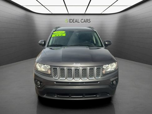 Used 2016 Jeep Compass Latitude AWD/4WD image 2