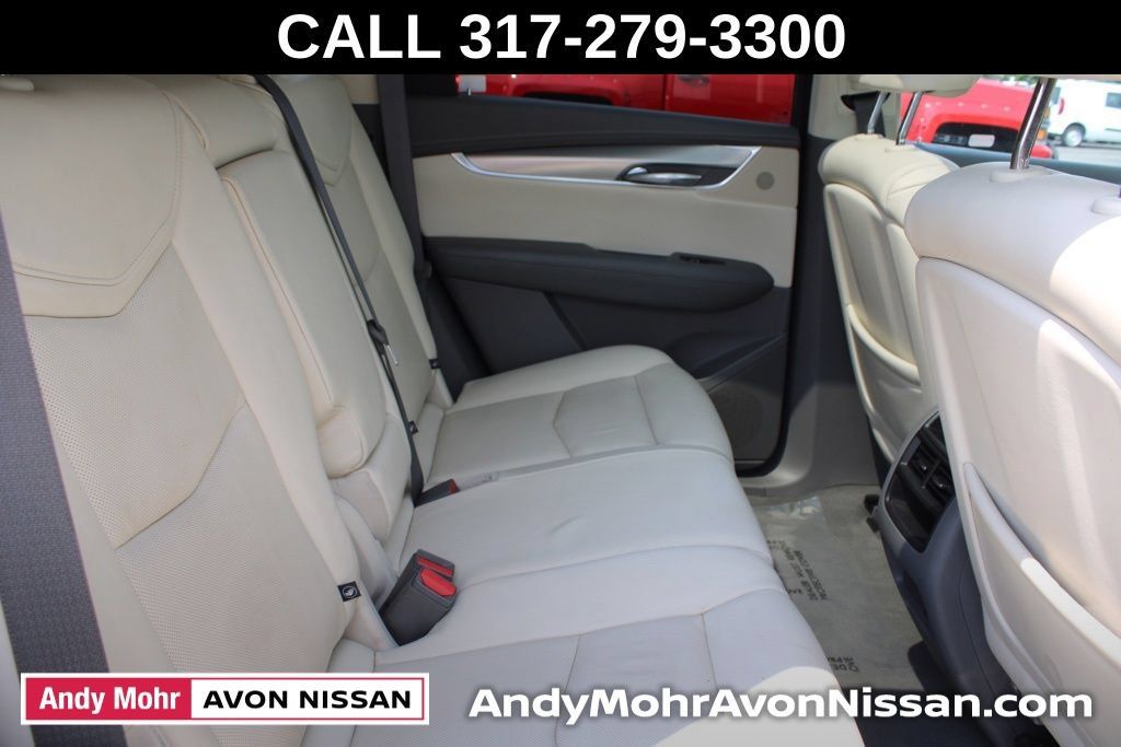 Used 2018 Cadillac XT5 Luxury w/ Driver Awareness Package AWD/4WD image 23