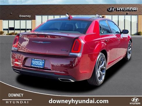 Used 2023 Chrysler 300 S image 4