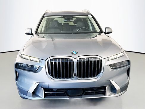 Used 2023 BMW X7 xDrive40i w/ Premium Package AWD/4WD image 2