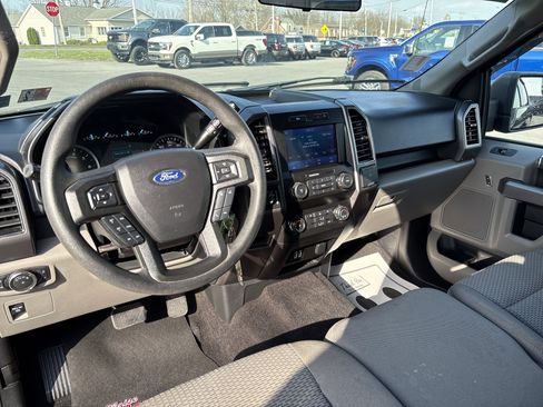Used 2020 Ford F150 XLT image 34
