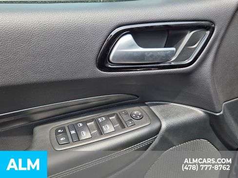 Used 2025 Dodge Durango AWD w/ Technology Group image 25
