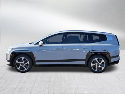 Certified 2026 Hyundai Ioniq 9 Limited image 4