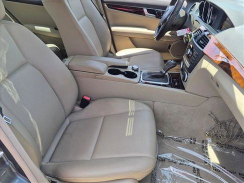 Used 2012 Mercedes-Benz C 250 Sedan image 18