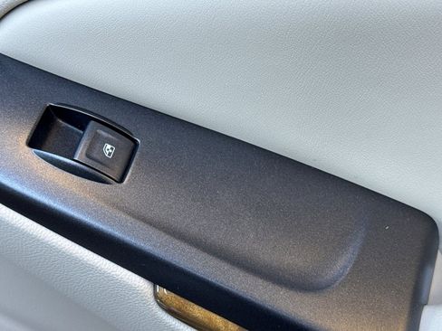 Used 2016 GMC Yukon Denali w/ Open Road Package image 20