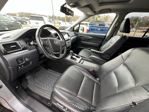 Used 2019 Honda Ridgeline RTL-T image 28