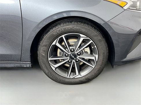 Used 2023 Kia Forte LXS w/ LXS Technology Package image 33