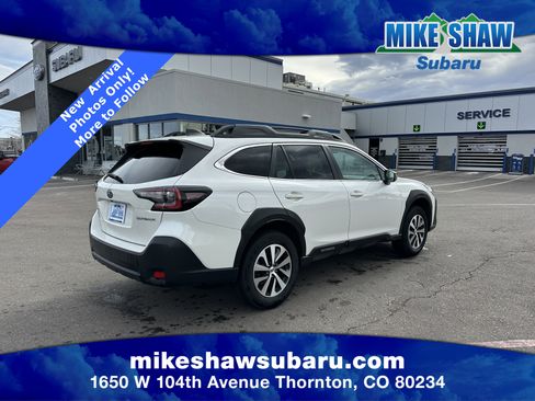 Used 2023 Subaru Outback Premium image 21