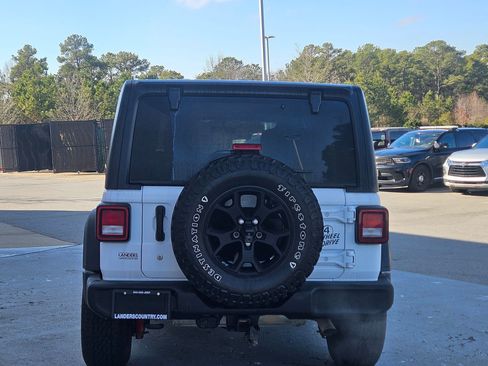 Used 2020 Jeep Wrangler Unlimited Sport image 6