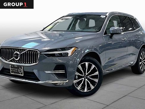 Used 2023 Volvo XC60 B5 Plus w/ Climate Package image 1