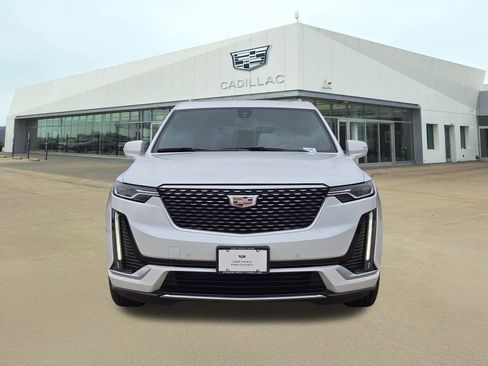 Certified 2024 Cadillac XT6 Luxury w/ LPO, Floor Liner Package image 2