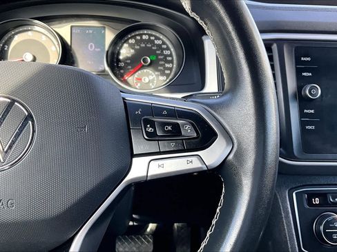 Used 2021 Volkswagen Atlas Cross Sport SE image 22