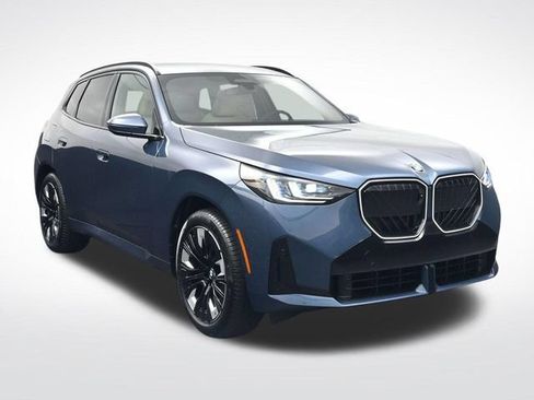 New 2026 BMW X3 xDrive30i w/ Premium Package AWD/4WD image 2