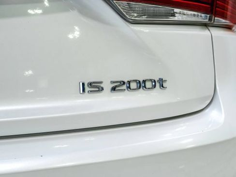 Used 2017 Lexus IS 200t w/ Premium Package RWD image 58
