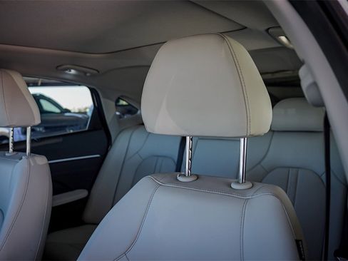 Used 2024 Hyundai Sonata Limited image 11