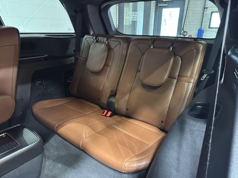 Used 2023 Lincoln Aviator Reserve w/ Equipment Group 201A image 12