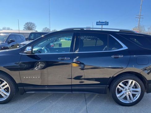 Used 2018 Chevrolet Equinox Premier image 8