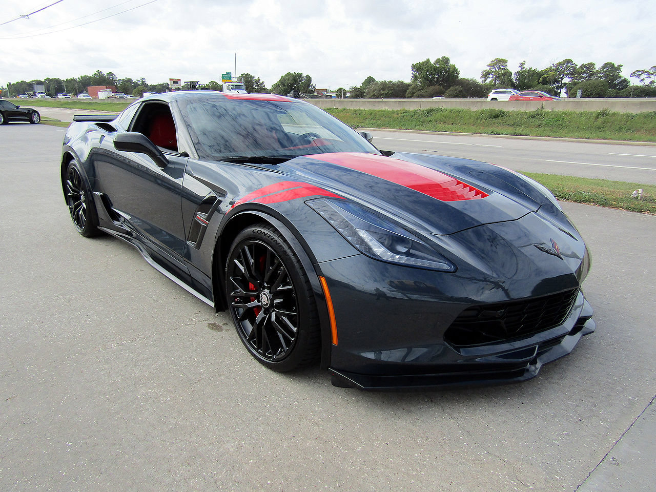 Used 2019 Chevrolet Corvette Grand Sport RWD image 3