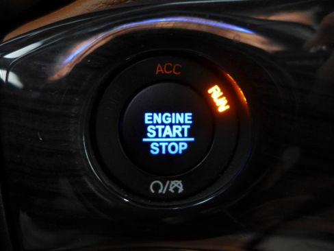 Used 2021 Jeep Grand Cherokee Overland AWD/4WD image 22