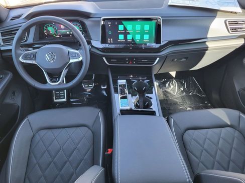 New 2025 Volkswagen Atlas Cross Sport SEL Premium R-Line AWD/4WD image 17