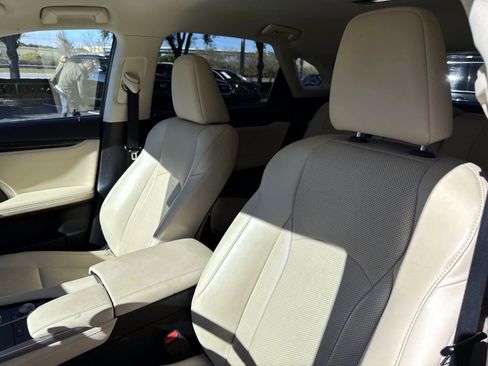 Used 2021 Lexus RX 350 FWD image 11