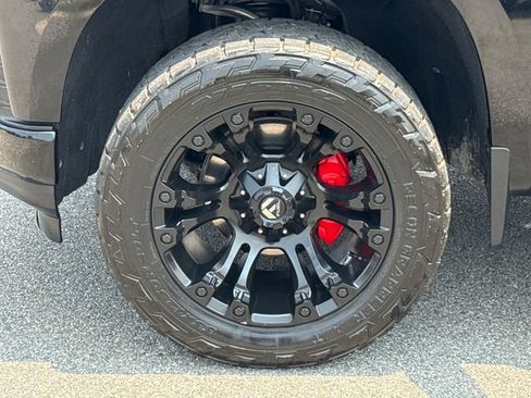 Used 2022 Chevrolet Silverado 1500 RST RWD image 11