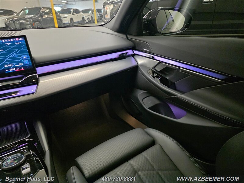 Used 2026 BMW i5 eDrive40 w/ M Sport Package RWD image 26