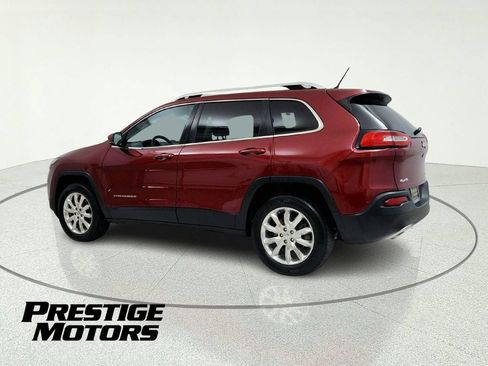 Used 2015 Jeep Cherokee Limited AWD/4WD image 4