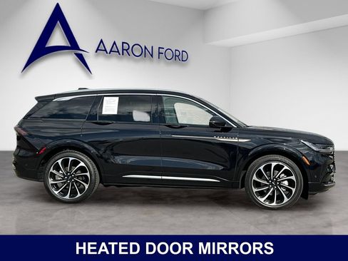 Used 2024 Lincoln Nautilus Black Label AWD/4WD image 7