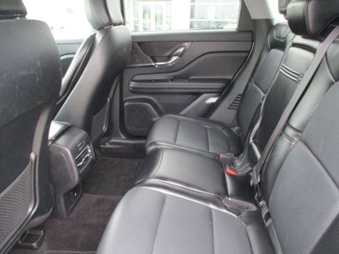 Used 2022 Lincoln Corsair Standard w/ Premium Package image 40