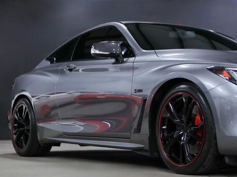 Used 2017 INFINITI Q60 Red Sport 400 image 4